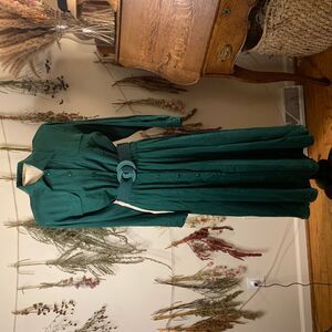 NWT Vintage Ellen Ashley Green Silk Long Sleeve Pleated Shirt Dress Size 12